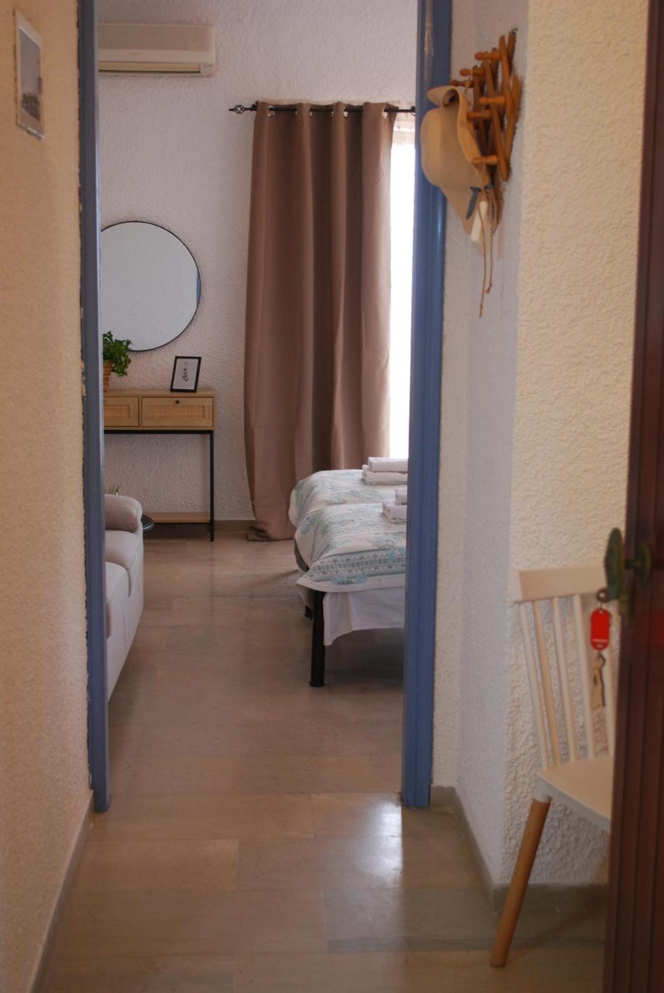 Sunset Rooms Agia Marina  Ngoại thất bức ảnh