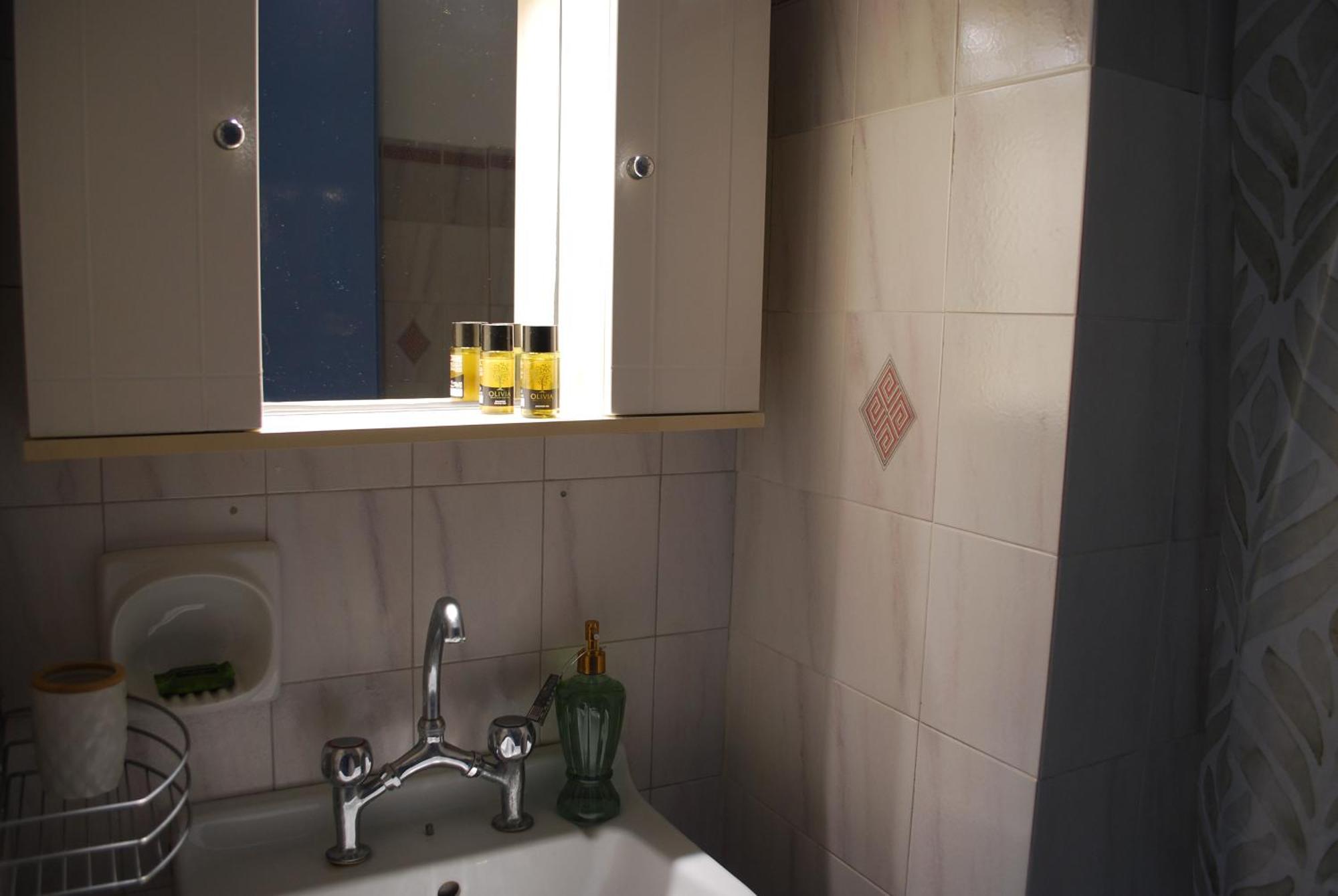 Sunset Rooms Agia Marina  Ngoại thất bức ảnh
