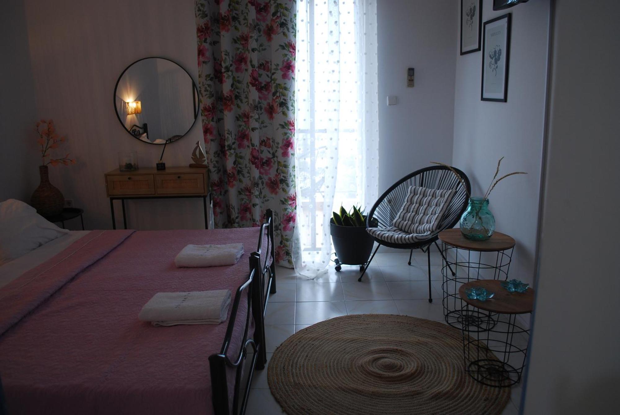 Sunset Rooms Agia Marina  Ngoại thất bức ảnh